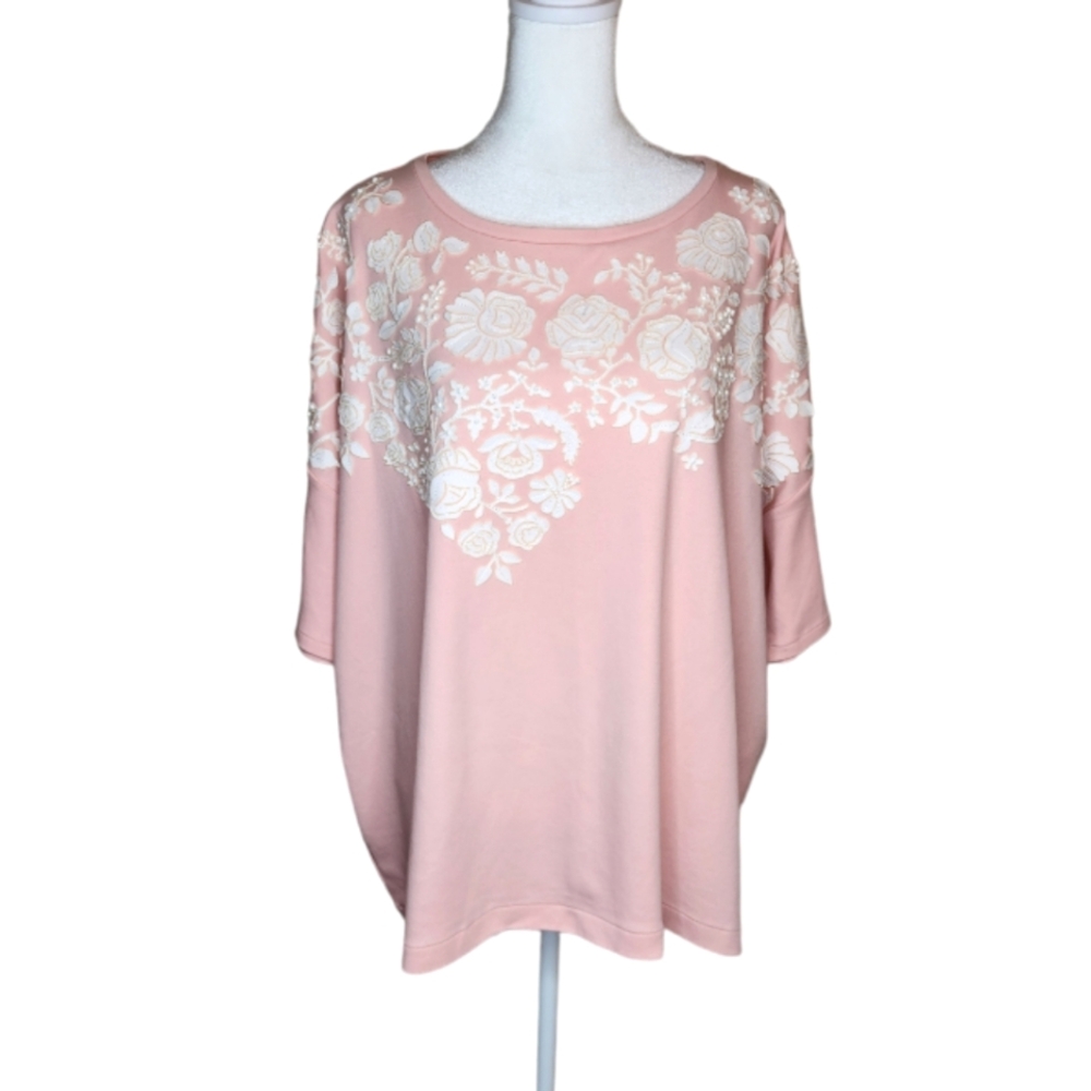 NEW Joan Vass Blossom Floral Big Tee Pink Size Large/2
